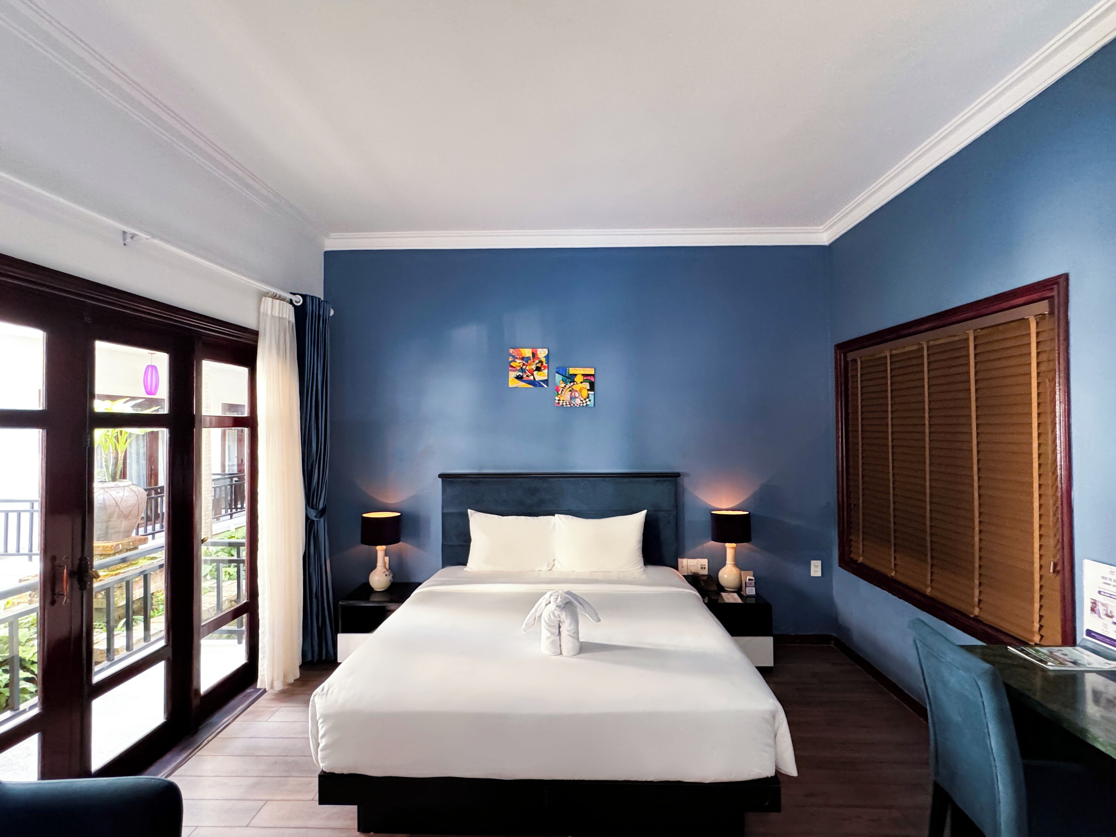 Signature Pool View | In-room safe, desk, blackout drapes, soundproofing