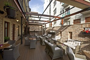 Outdoor banquet area - Zuckmann Villa (Piestany)