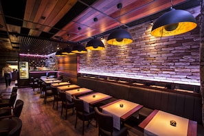 Bar-salon