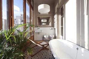 Balcony view - MSB Rambla Catalunya Center (Barcelona)