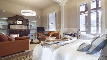 Family Apartment, 4 Bedrooms, Non Smoking, Bathtub