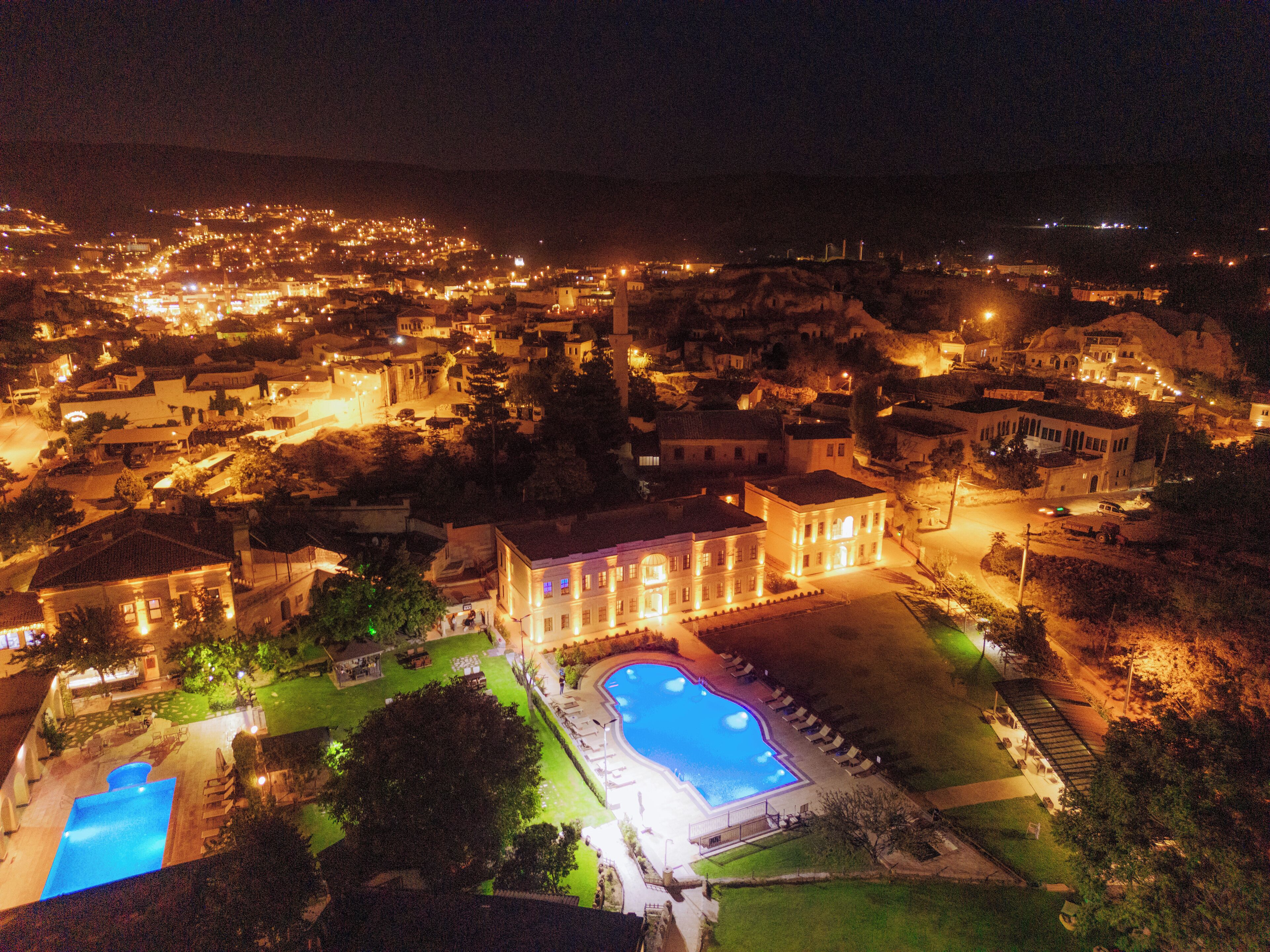 2 outdoor pools, pool umbrellas, pool loungers