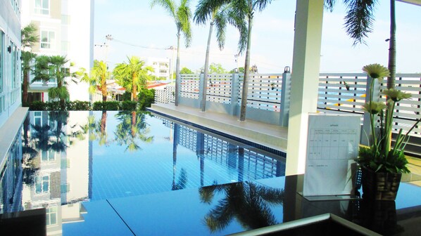 Outdoor pool, pool loungers