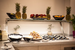 Daily buffet breakfast (EUR 7 per person)
