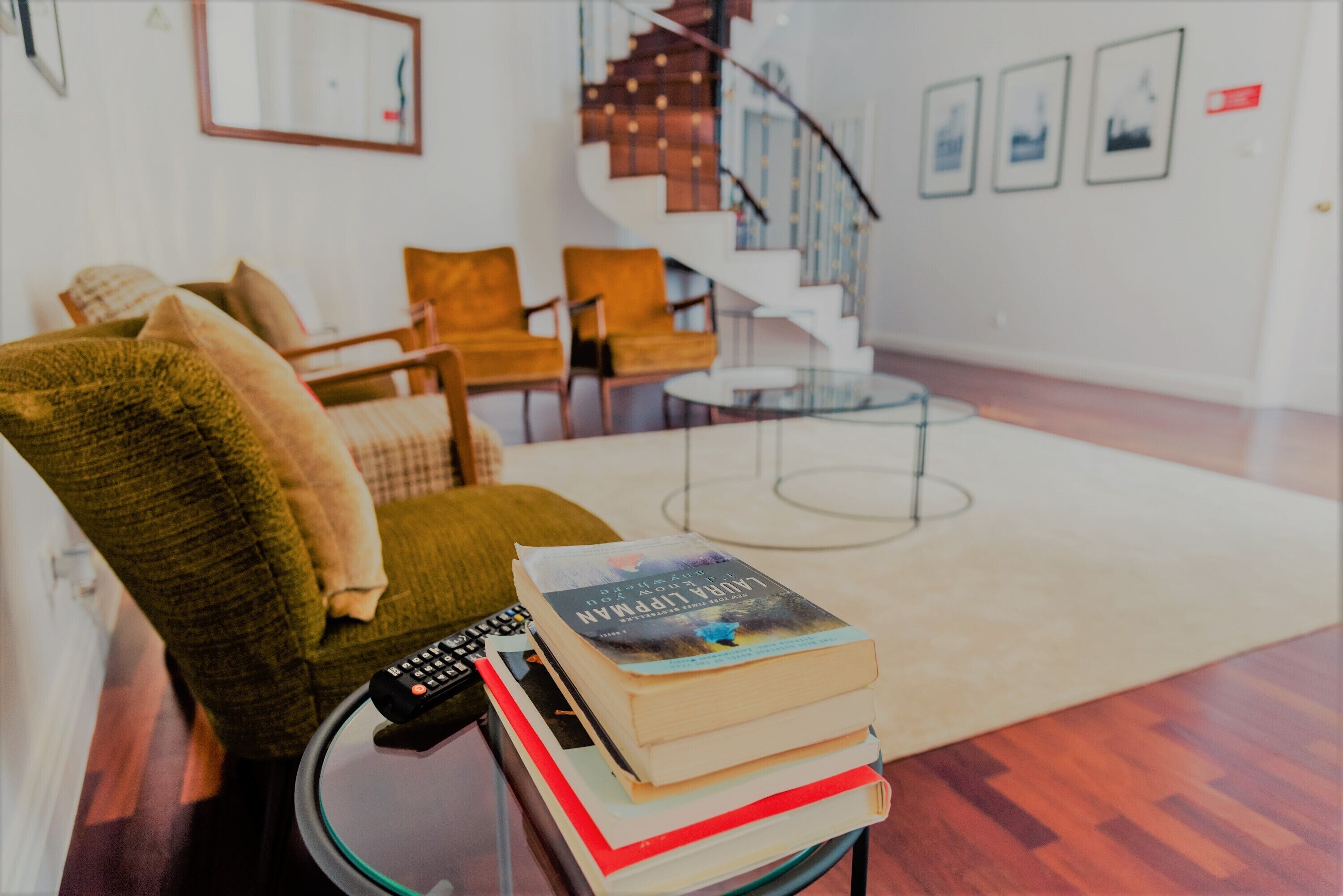 ทีวี 70 ซม. พร้อมช่องเคเบิล