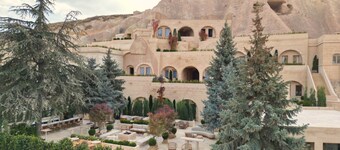 Avantgarde Refined Caves of Cappadocia 