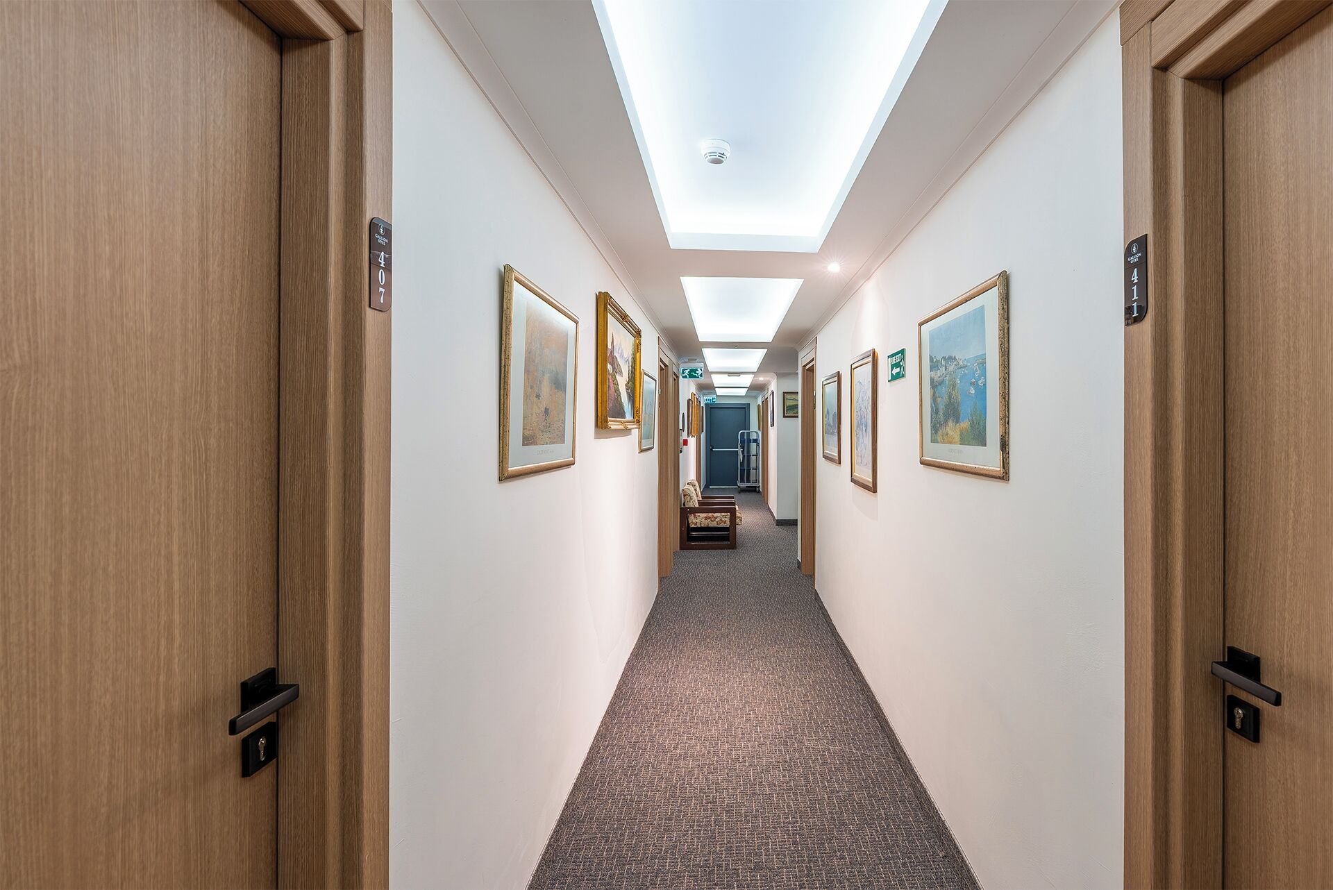 Photo - Gallion Hotel
