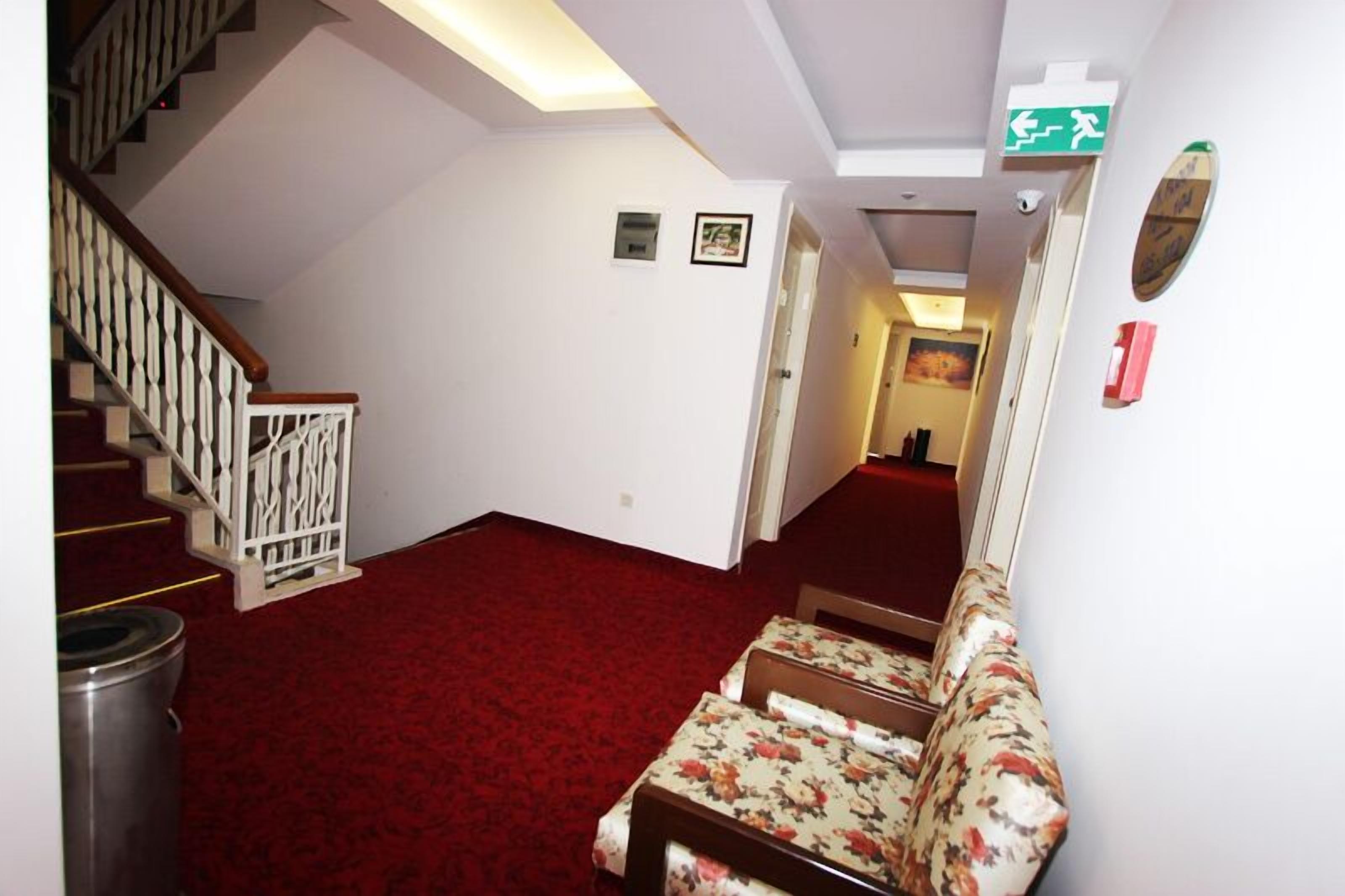 Photo - Gallion Hotel