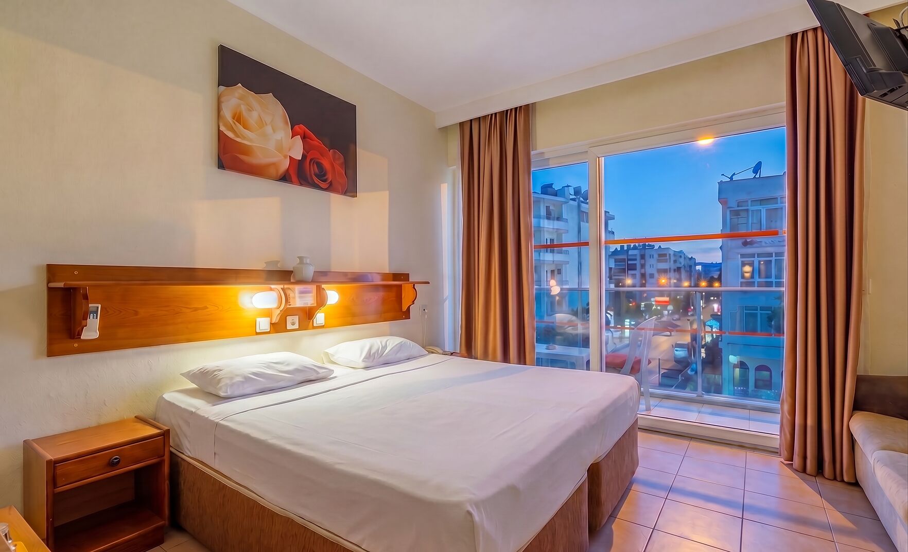 Photo - Gallion Hotel
