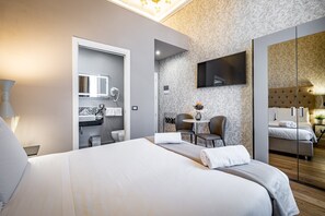 Standard Double or Twin Room | Hypo-allergenic bedding, down comforters, minibar, in-room safe - Martelli 6 Suites and Apartments (Florence)