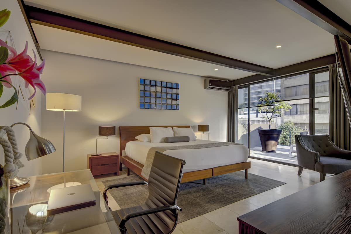 Presidential-Suite, 1 King-Bett | Zimmersafe, individuell eingerichtet, Schreibtisch