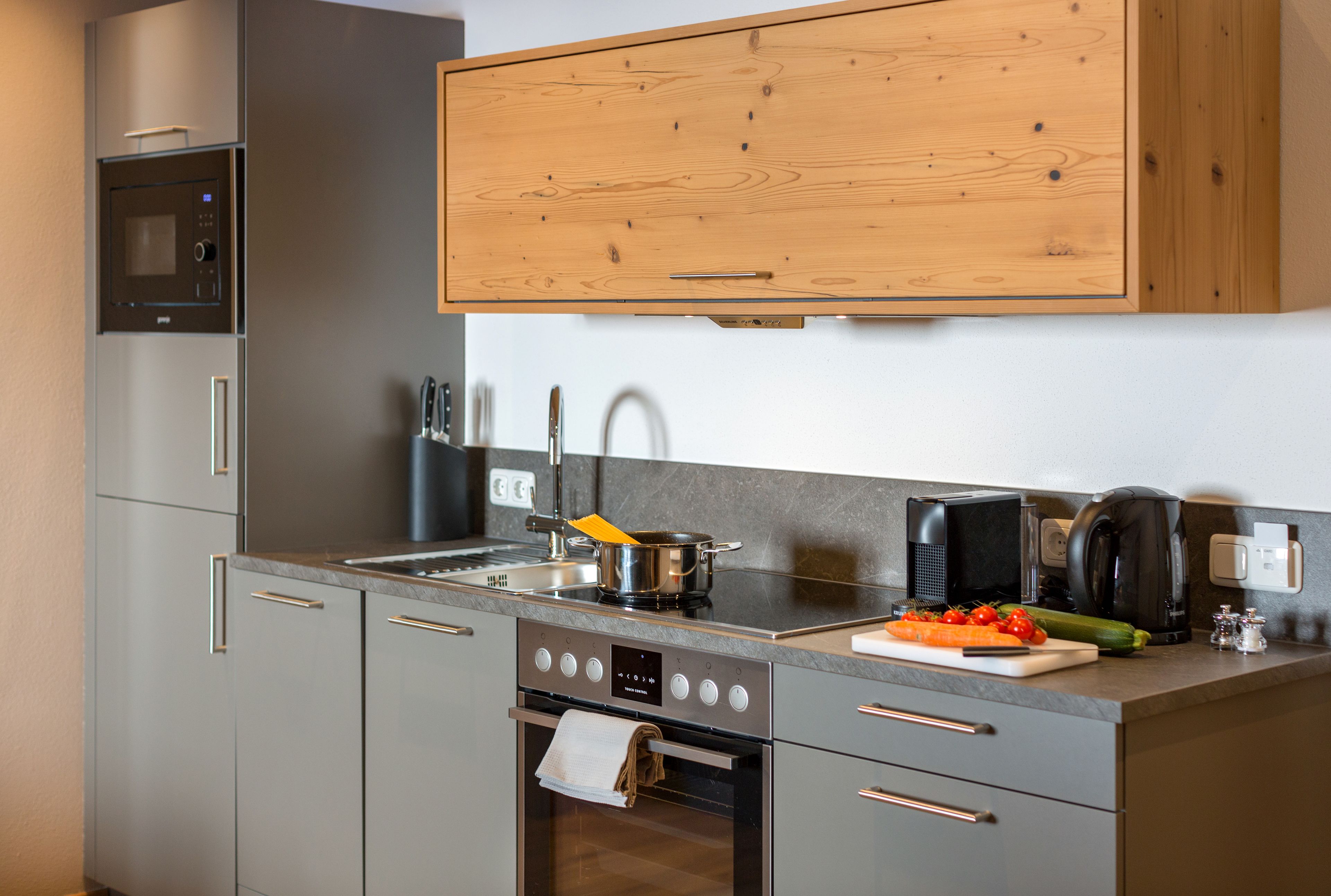 deluxe apartment, 2 bedrooms (wilderer 80 eur cleaning fee-not incl) | private kitchen | fridge, high chair, cleaning supplies