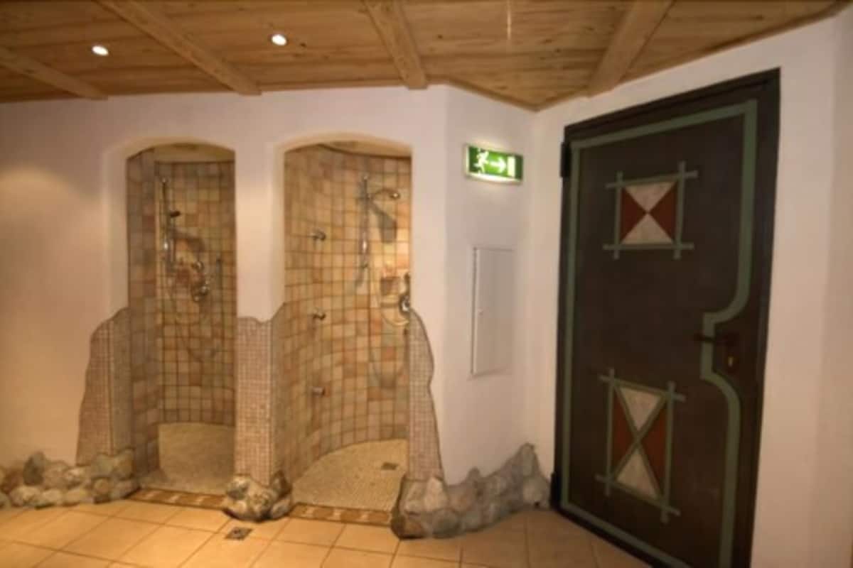 sauna, steam room, massages