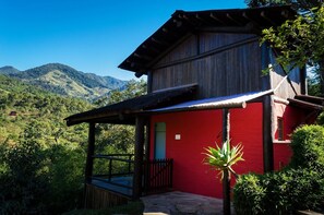 Luxury Bungalow, 1 King Bed, Mountain View