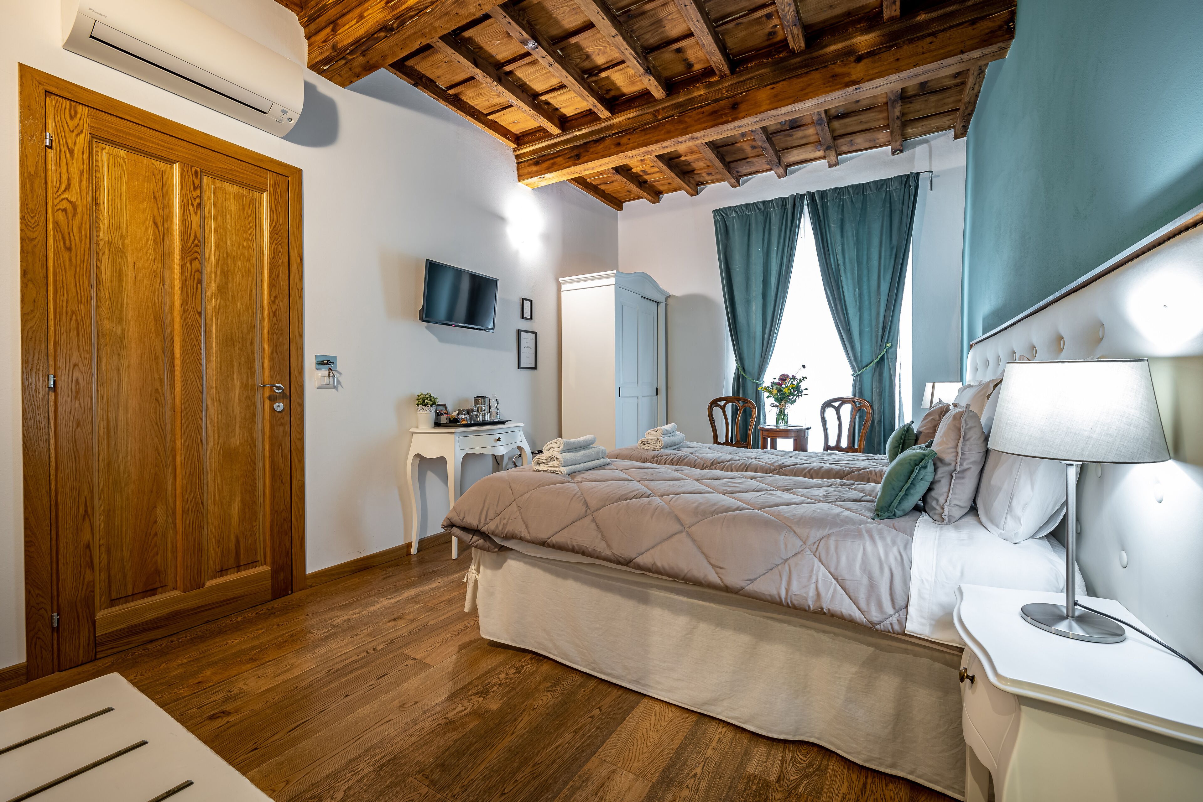 Superior Double Room | In-room safe, desk, soundproofing, free cots/infant beds