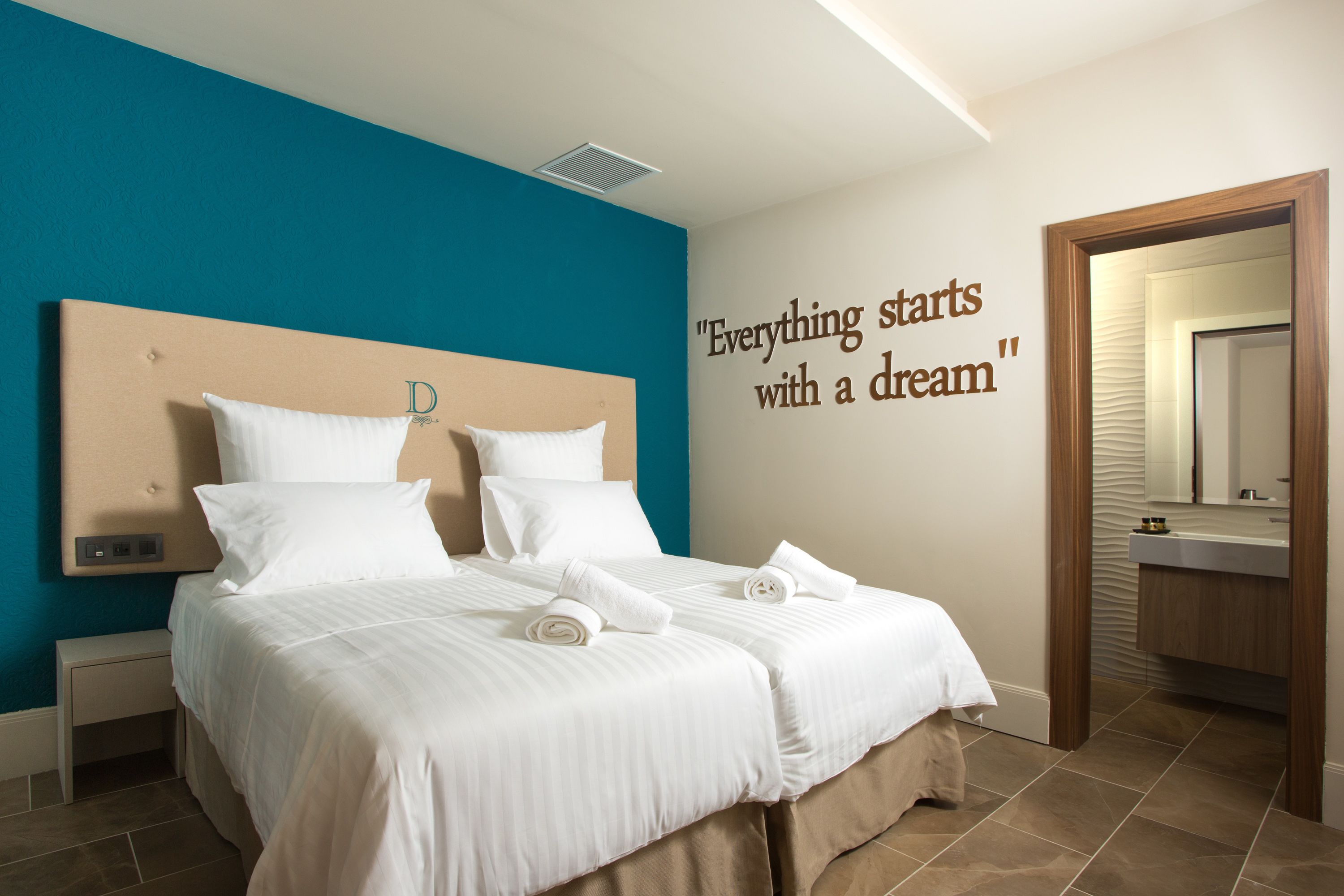 standard double or twin room | 1 bedroom, egyptian cotton sheets, premium bedding, minibar