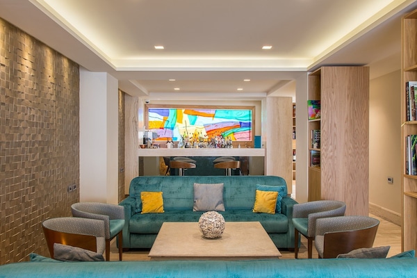 Ruang Istirahat Lobi