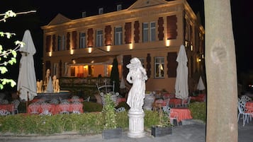 Előterasz