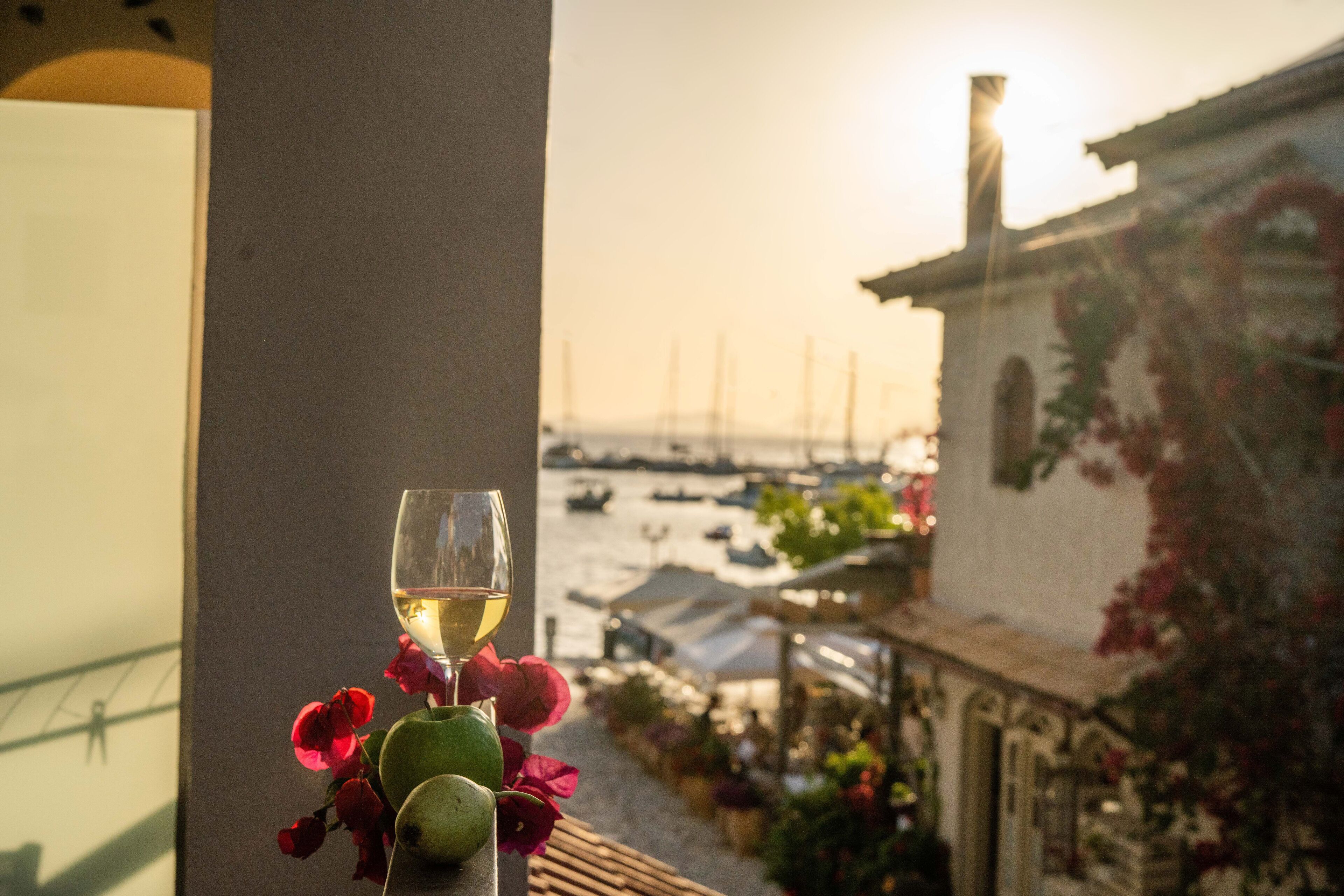 Superior Triple Room, Sea View (4 LEVANTES) | Terraza o patio