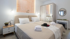 Deluxe Apartment, Sea View (2 MELTEMI) | 高級寝具、ピロートップベッド、防音設備、アイロン / アイロン台