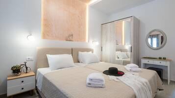 Deluxe Apartment, Sea View (2 MELTEMI) | Literie de qualité supérieure, surmatelas, décoration personnalisée