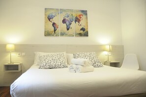 Comfort Double or Twin Room, Private Bathroom, City View | View from room - Old City House (San Sebastián)
