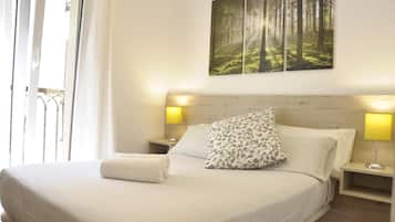 1 bedroom, premium bedding, down comforters, memory foam beds
