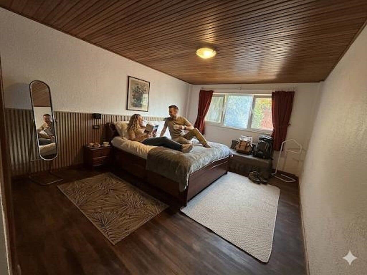 Departamento familiar, 2 habitaciones, vista al jardín | Ropa de cama de alta calidad, edredón y camas con pillow-top 