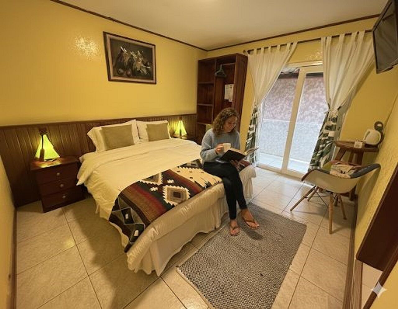 Habitación individual Deluxe (Baño Privado) | Ropa de cama de alta calidad, edredón y camas con pillow-top 