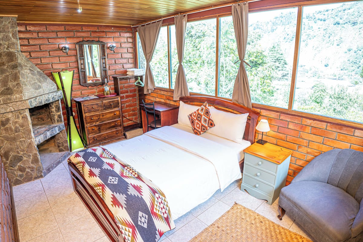 Comfort Double Room, 1 Double Bed, Shared Bathroom, City View | 1 bedroom, premium bedding, down comforters, pillowtop beds