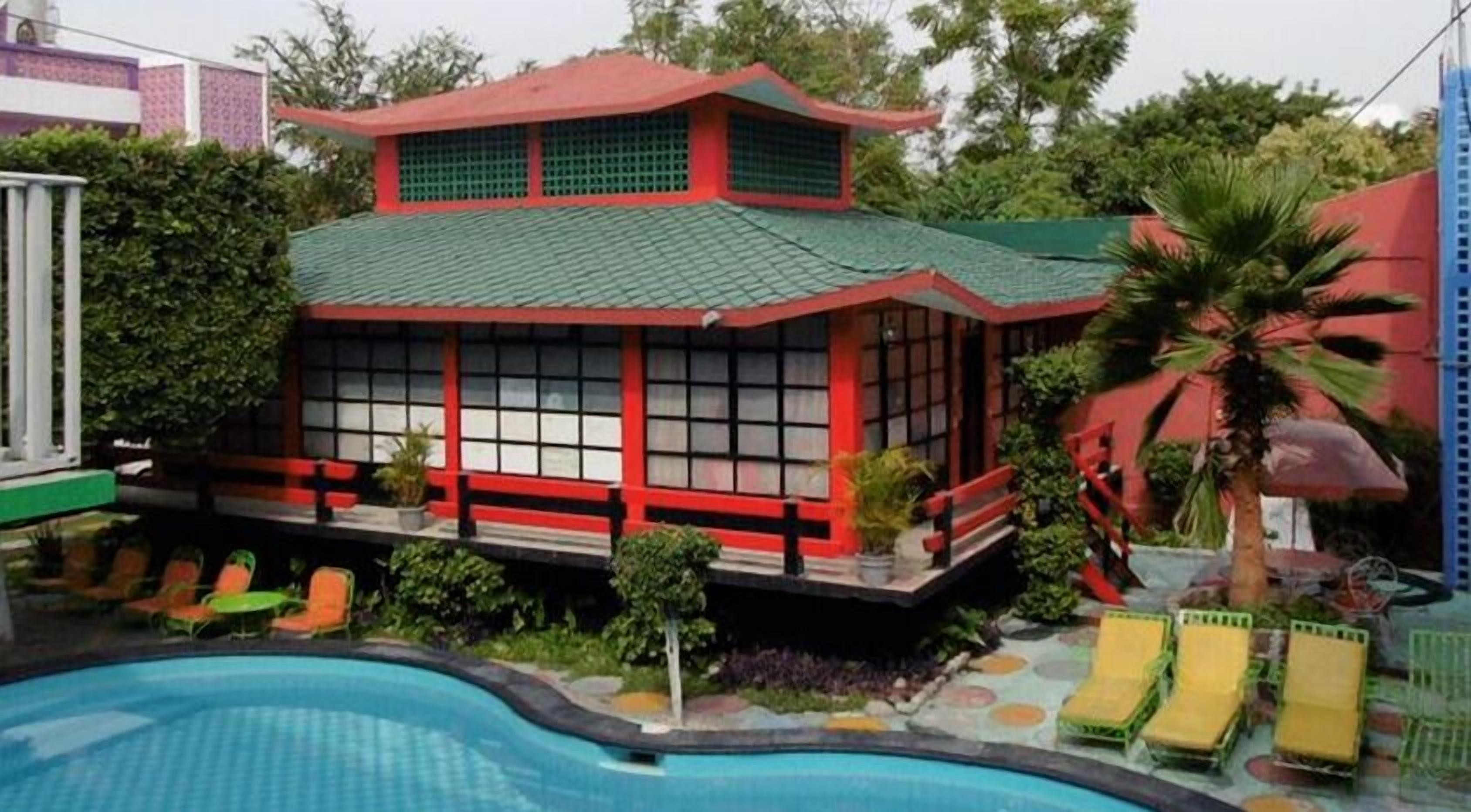 Tabla de planchar con plancha y wifi gratis 