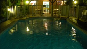 Outdoor pool - Panoramique Hotel (Sainte-Luce)