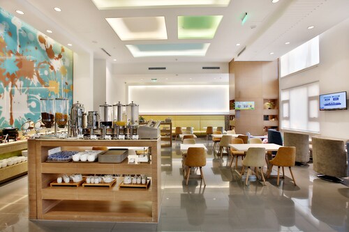 Holiday Inn Express Langfang Park View by IHG