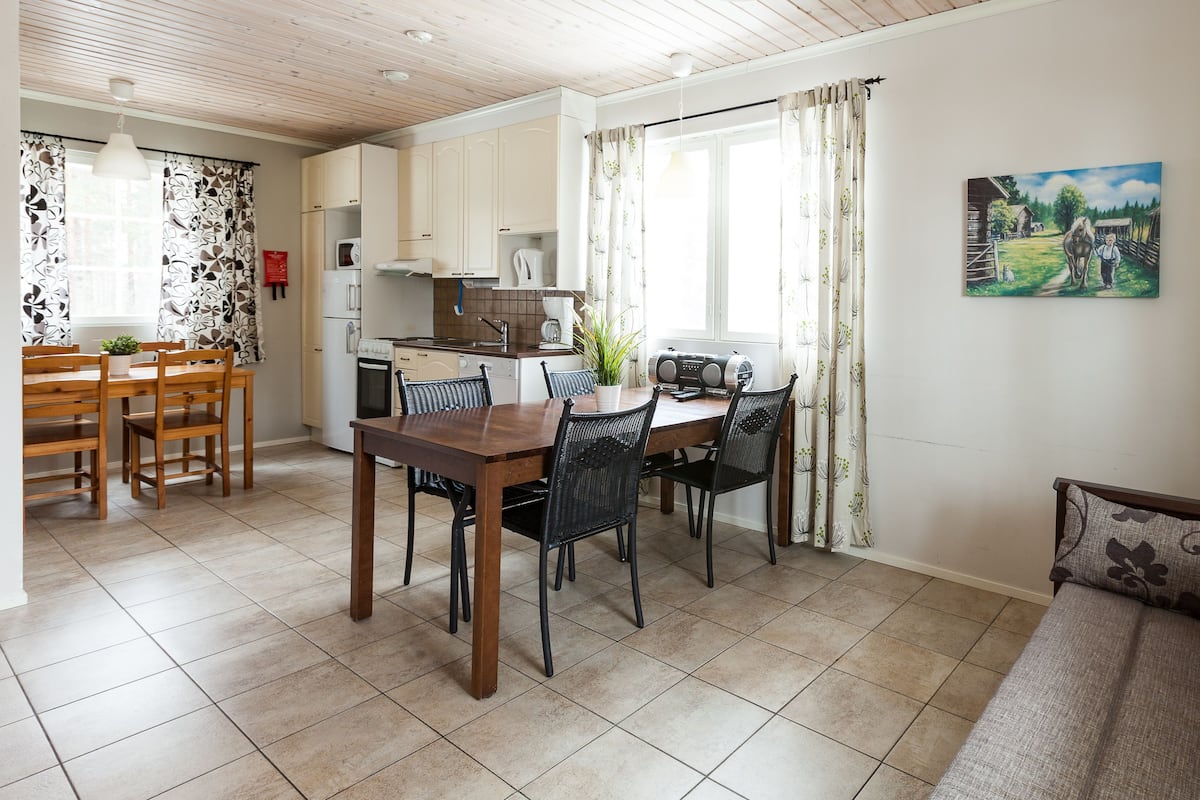 Villa Romeo with Sauna | Ses yalıtımı, ücretsiz kablosuz İnternet, çarşaf takımı