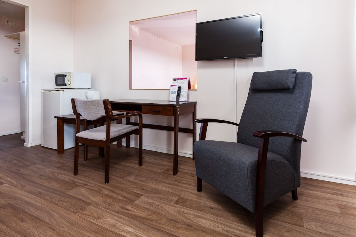 Premium İki Ayrı Yataklı Oda, Balkon | Ses yalıtımı, ücretsiz kablosuz İnternet, çarşaf takımı