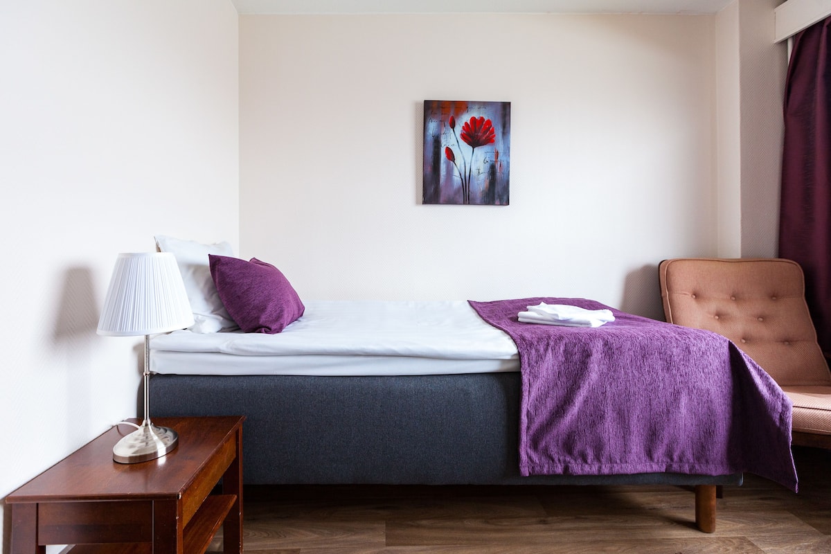 Single Room | Soundproofing, free WiFi, bed sheets