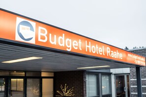 Mặt tiền nơi lưu trú