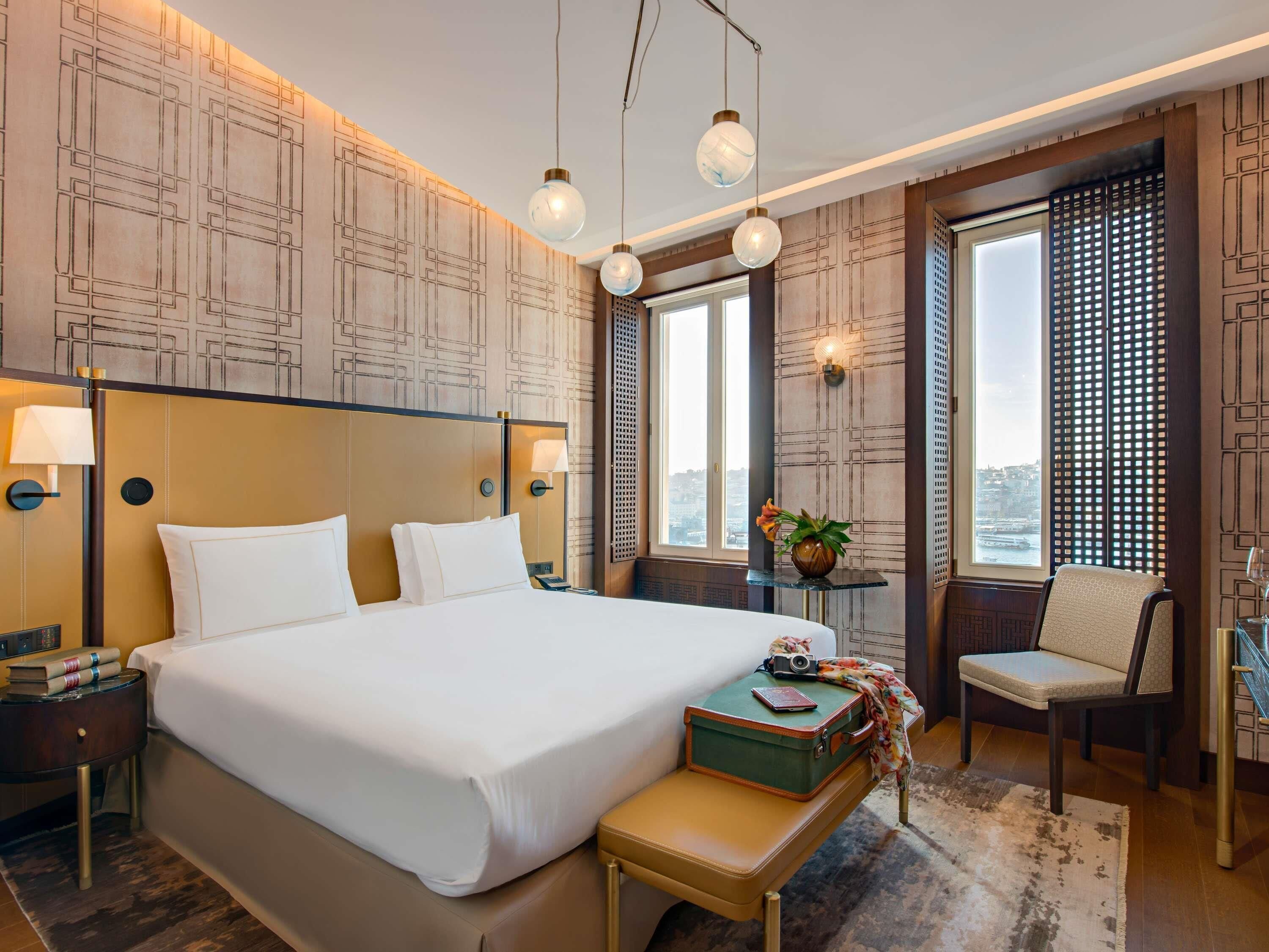 Superior Golden Horn View Room, Kingsize | Literie de qualité, coffre-fort, décor unique, bureau