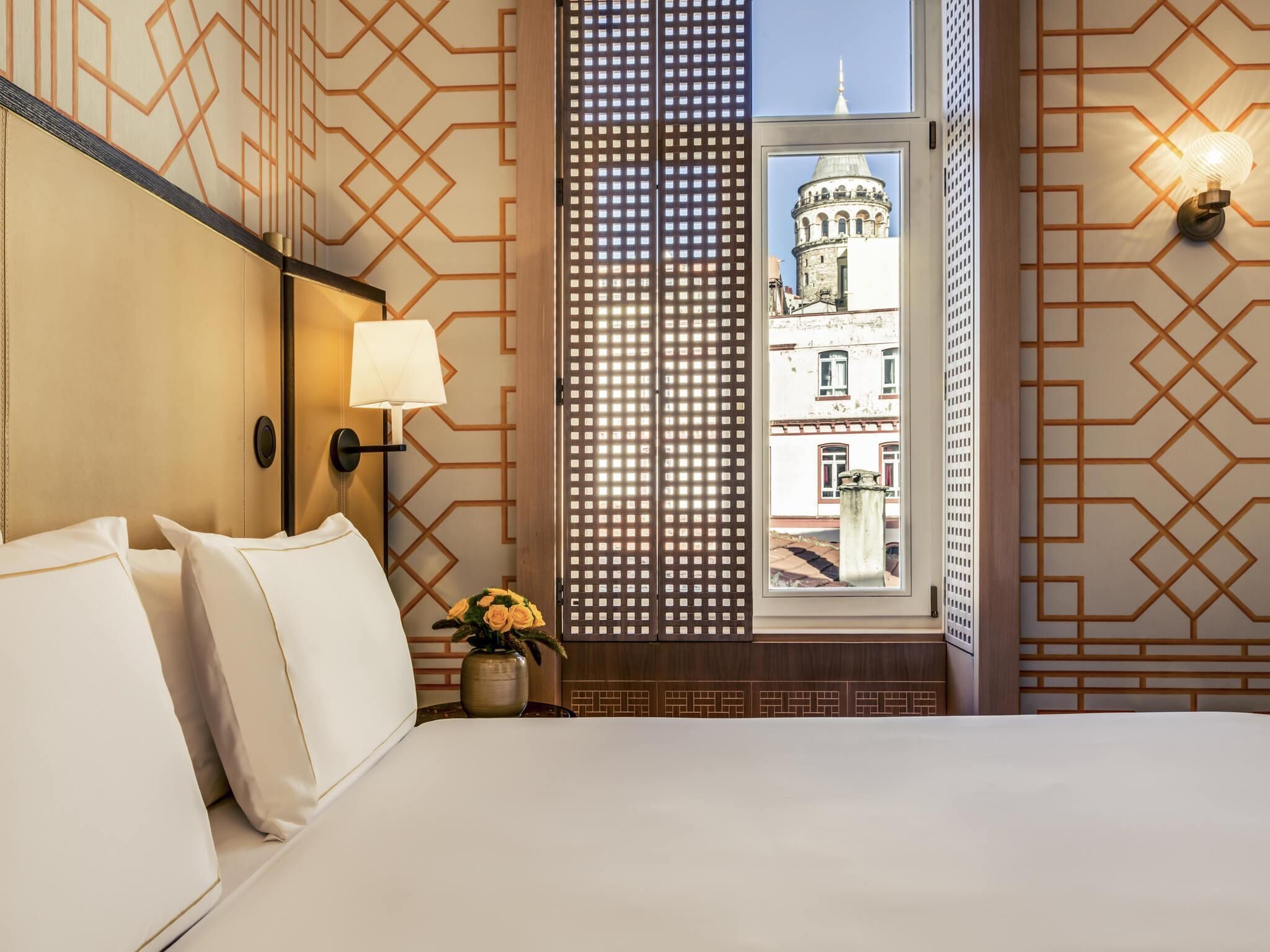 Deluxe Galata View Room, Kingsize | 고급 침구, 객실 내 금고, 각각 다른 스타일의 인테리어, 책상