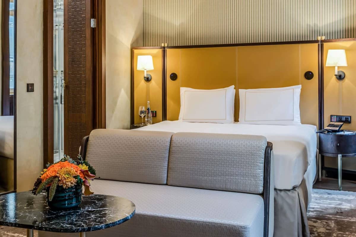 Superior-Zimmer (Galata, Kingsize) | Hochwertige Bettwaren, Zimmersafe, individuell dekoriert, Schreibtisch
