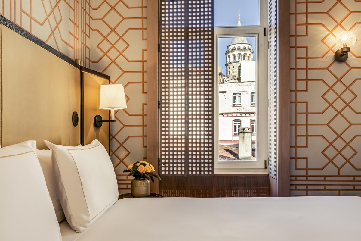 Deluxe Galata View Room, Kingsize | Sengetøy av topp kvalitet, safe på rommet, skrivebord og lydisolert