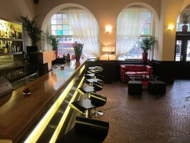 Bar (in der Unterkunft)