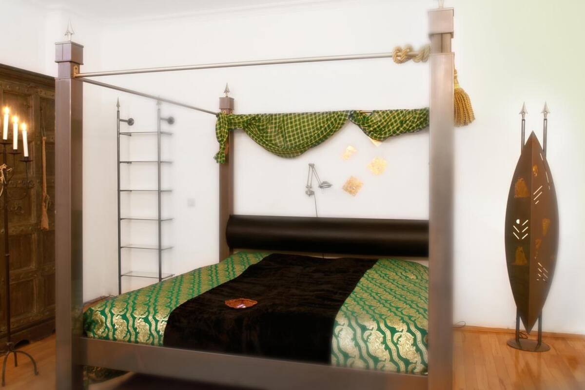 minibar, individually decorated, individually furnished, desk