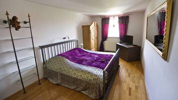 Tweepersoonskamer | Een minibar, individueel gedecoreerd, individueel gemeubileerd