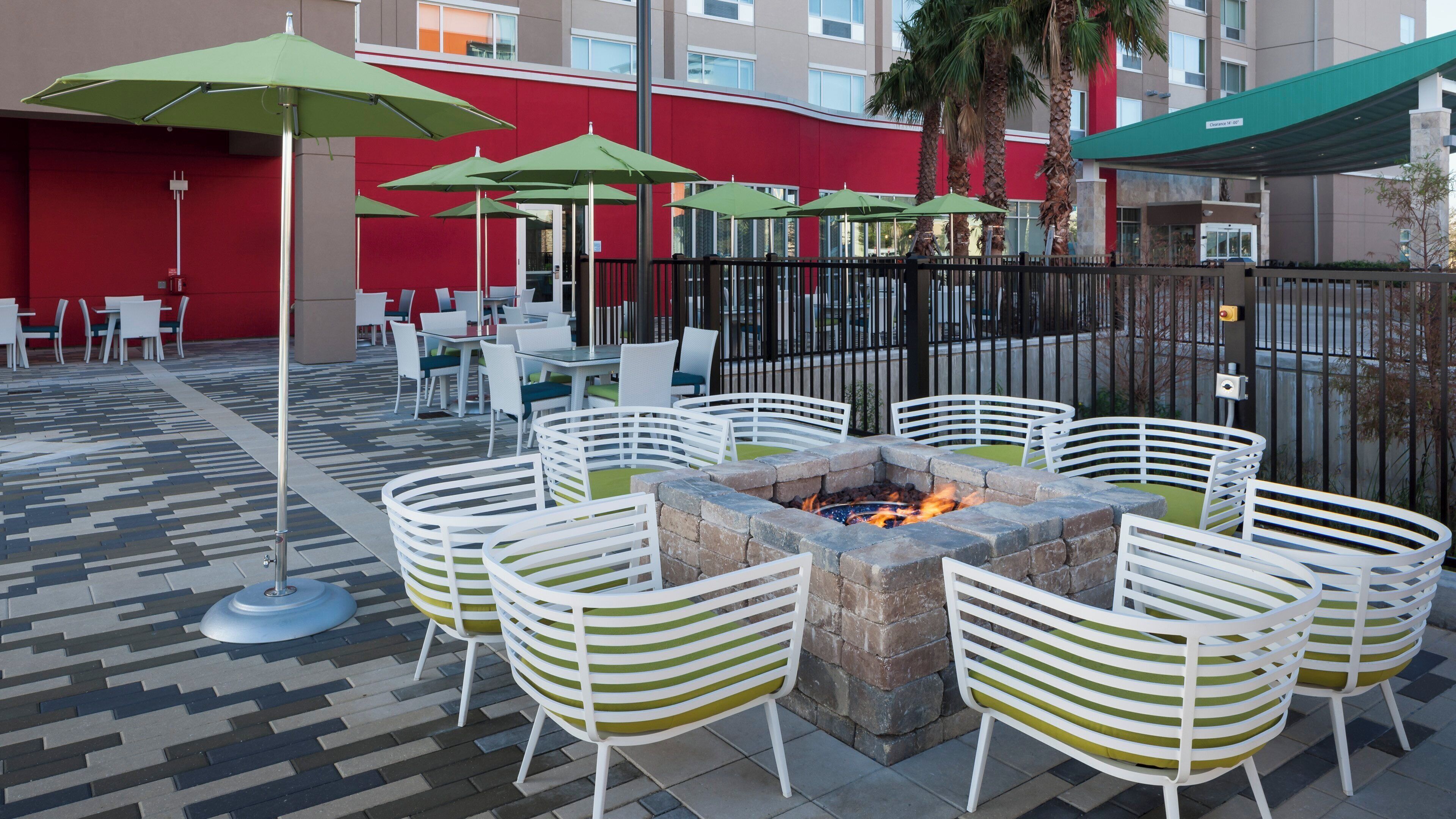Photo - Holiday Inn Express & Suites Orlando at SeaWorld by IHG