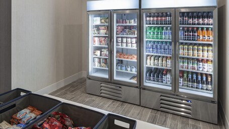Holiday Inn Express Suites Orlando at SeaWorld, an IHG Hotel - Image 48