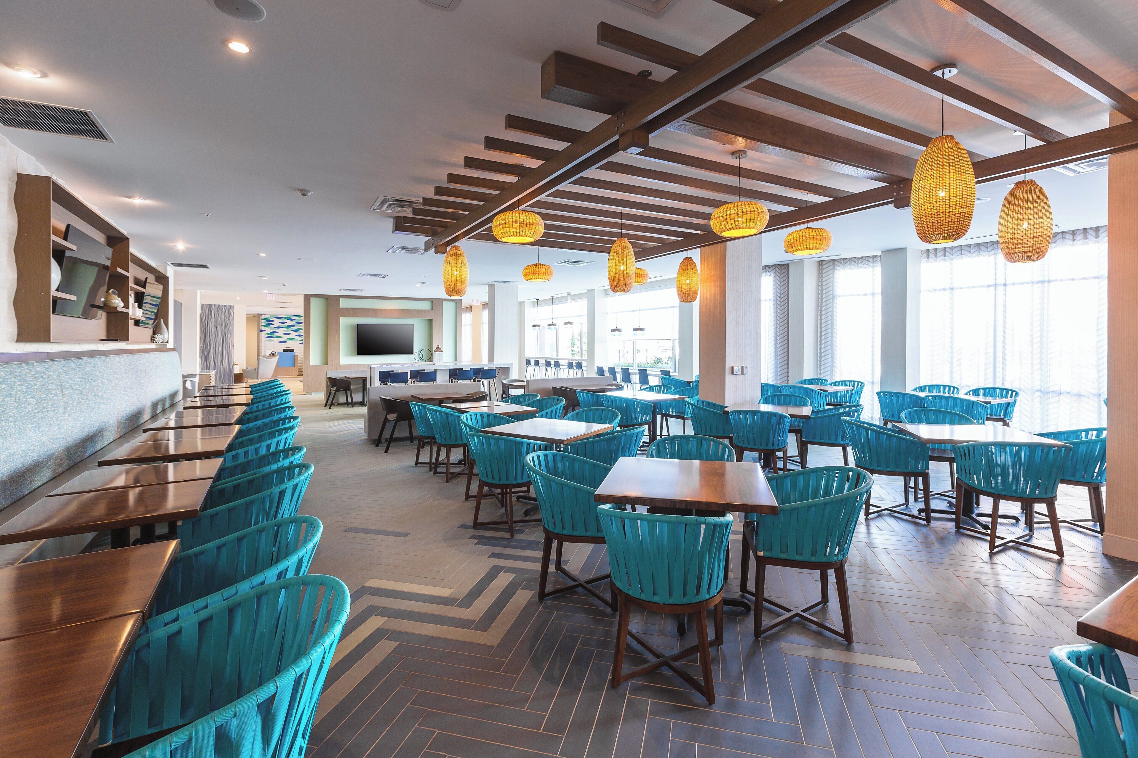 Photo - Holiday Inn Express & Suites Orlando at SeaWorld by IHG