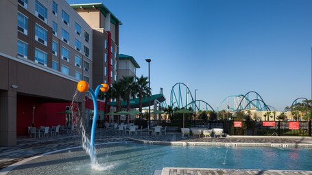 Holiday Inn Express Suites Orlando at SeaWorld, an IHG Hotel - Image 26