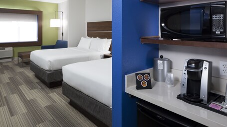 Holiday Inn Express Suites Orlando at SeaWorld, an IHG Hotel - Image 22