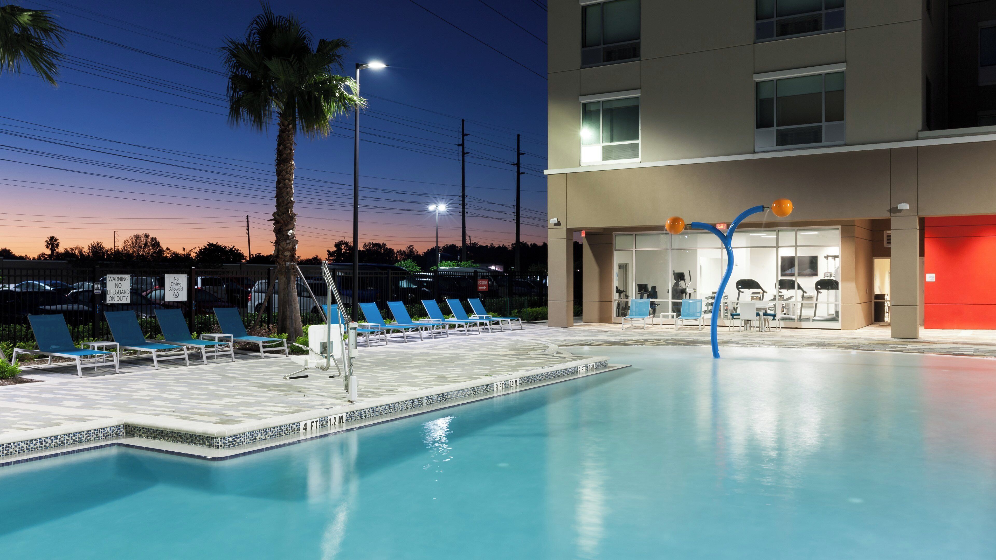 Photo - Holiday Inn Express & Suites Orlando at SeaWorld by IHG